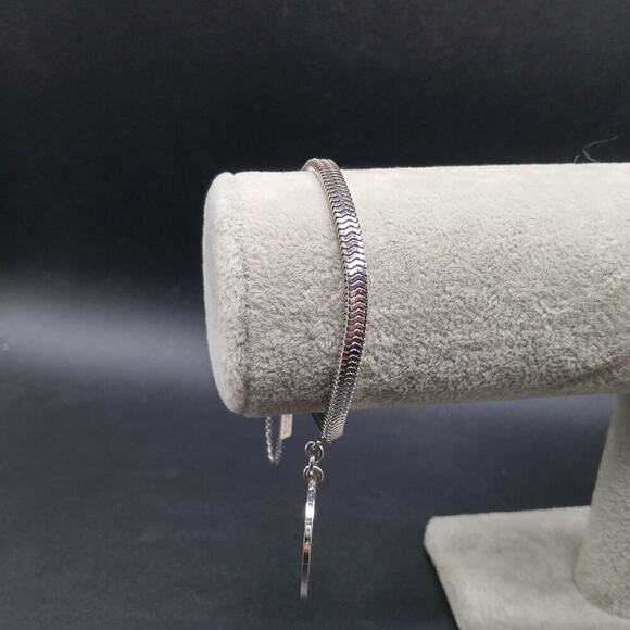 Vintage Monet Mid-Century Snake Chain Bracelet, Engravable Disk, 7 Inches - Picture 7 of 13